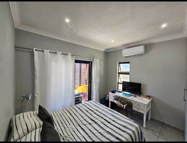 4 BEDROOM HOUSE FOR SALE IN NEW SALT ROCK CITY